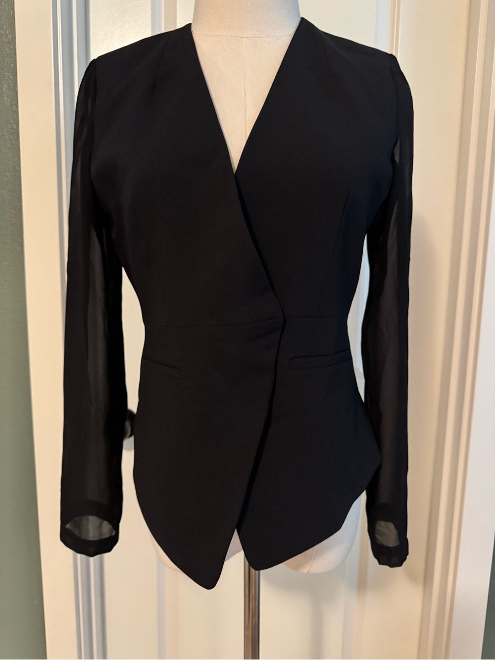 Vince Camuto Black Tailored Wrap Blazer see through arms